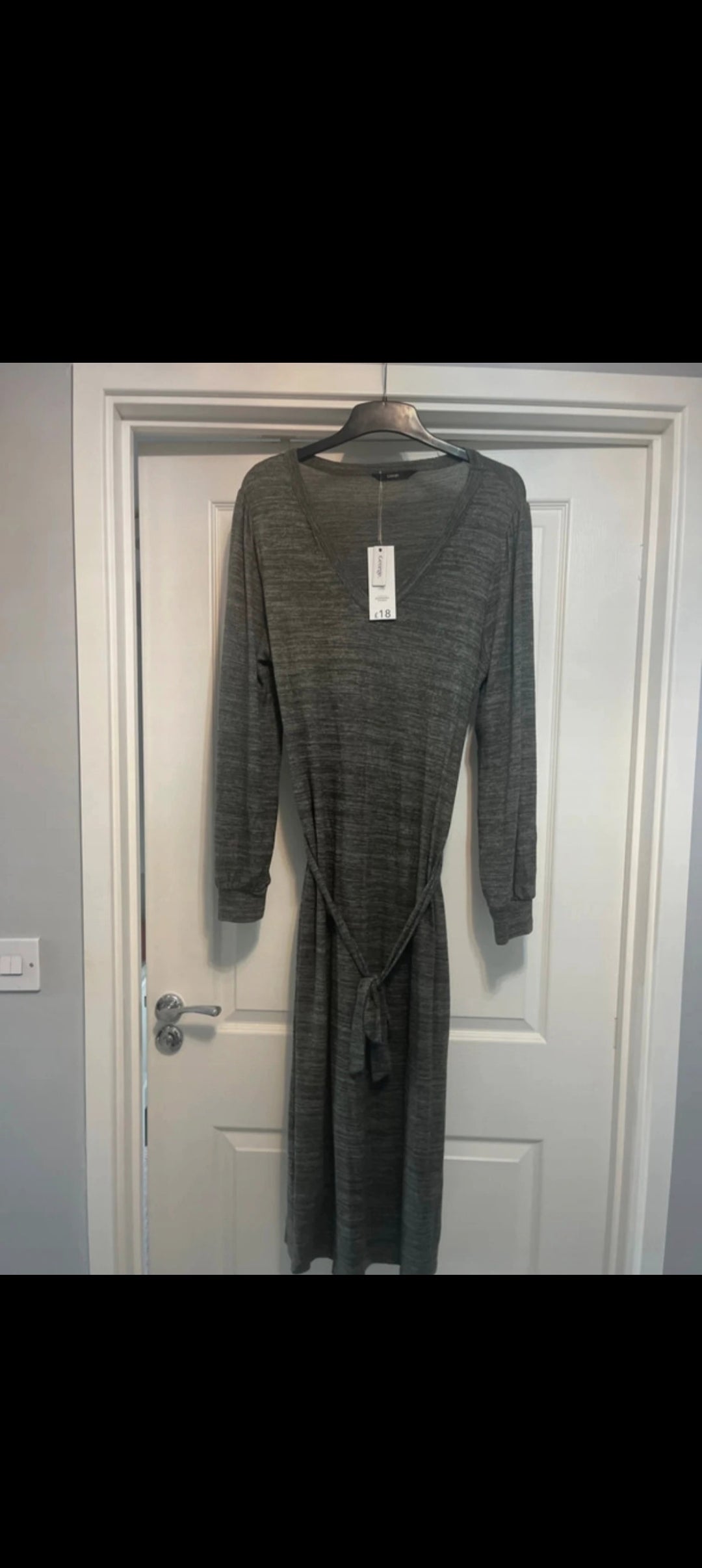 Women Size Large/extra large outfit.