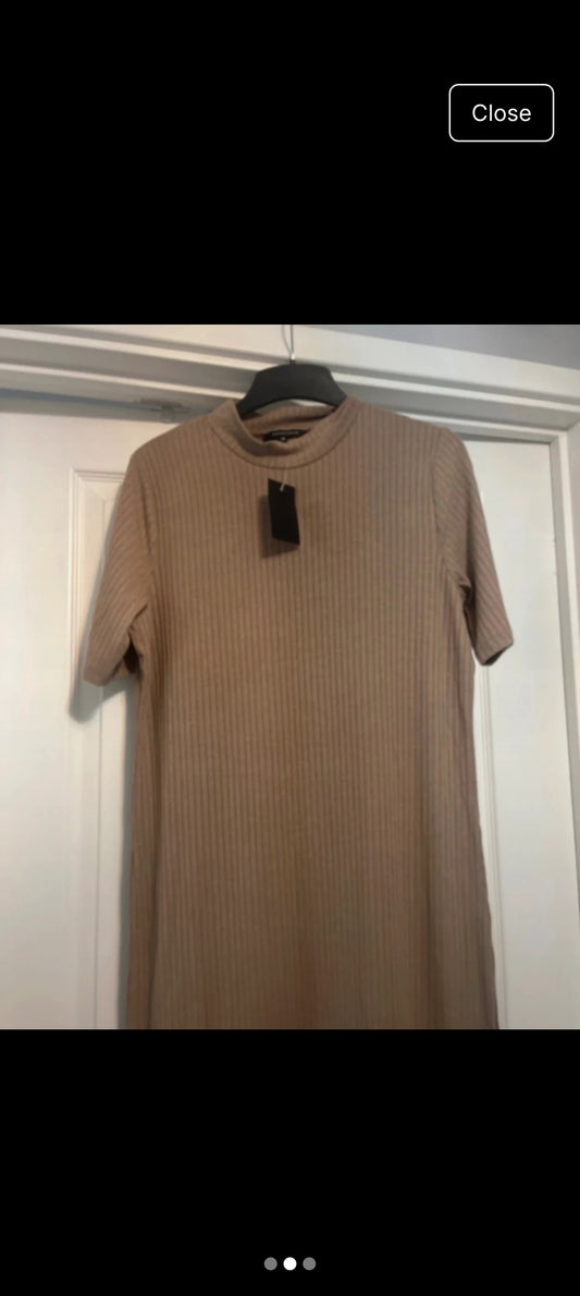 Brown size 14 fitting dress