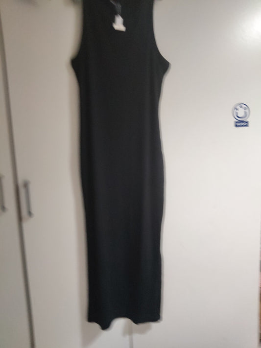 Women black 10/14 dress