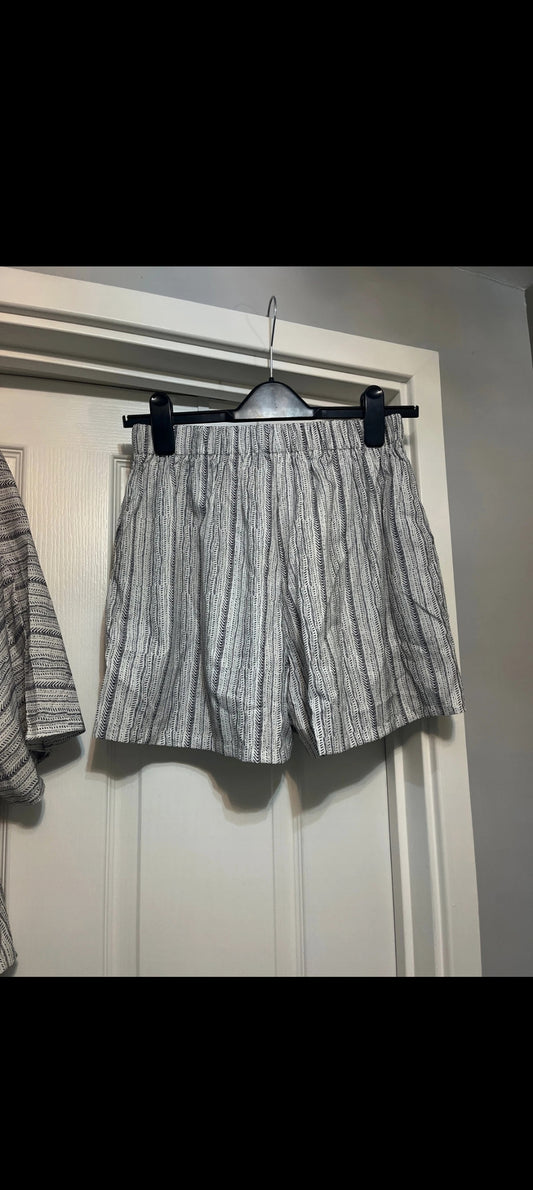 Women two piece kimono set with belt